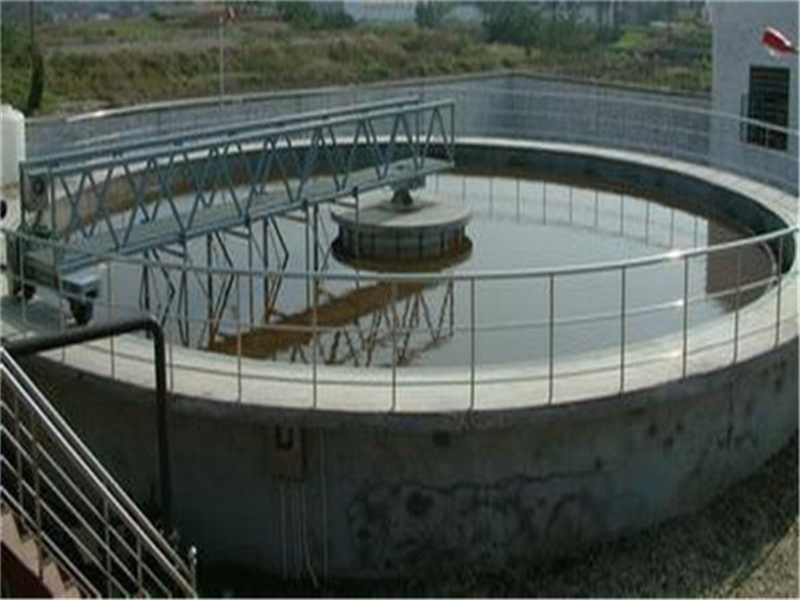 1736871668788858.jpg b2DnxbxzK_1437724446.jpg